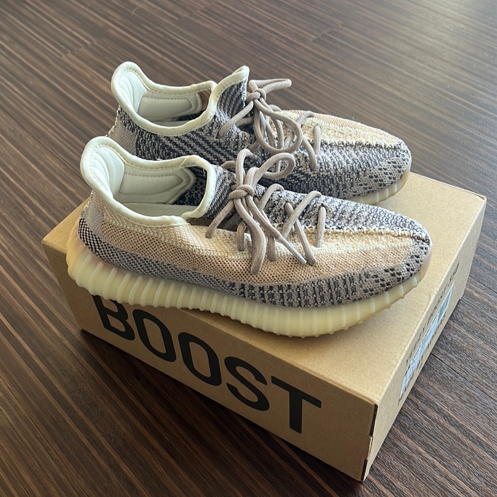 Yeezy Boost 350 V2